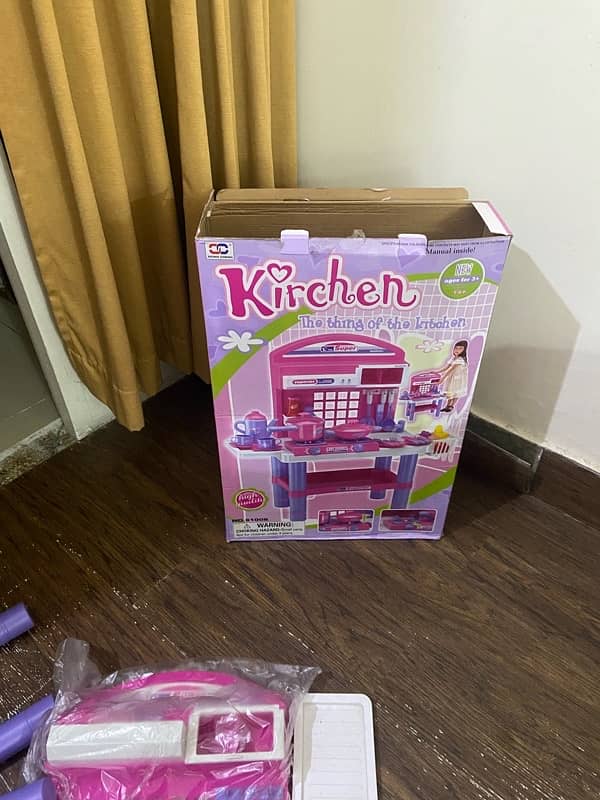 doll house, kitchen play station , sandy cruise liner and house 10