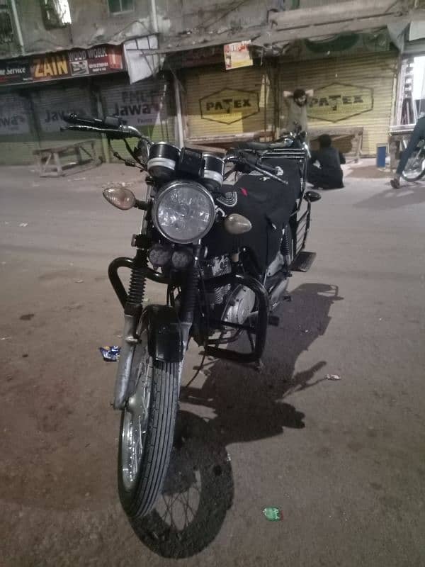 170,000 Suzuki GS 150 urgent for sale 4