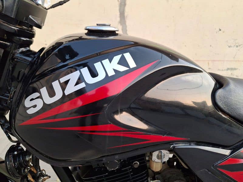 Suzuki GR 150 2018 (03101176239) 3