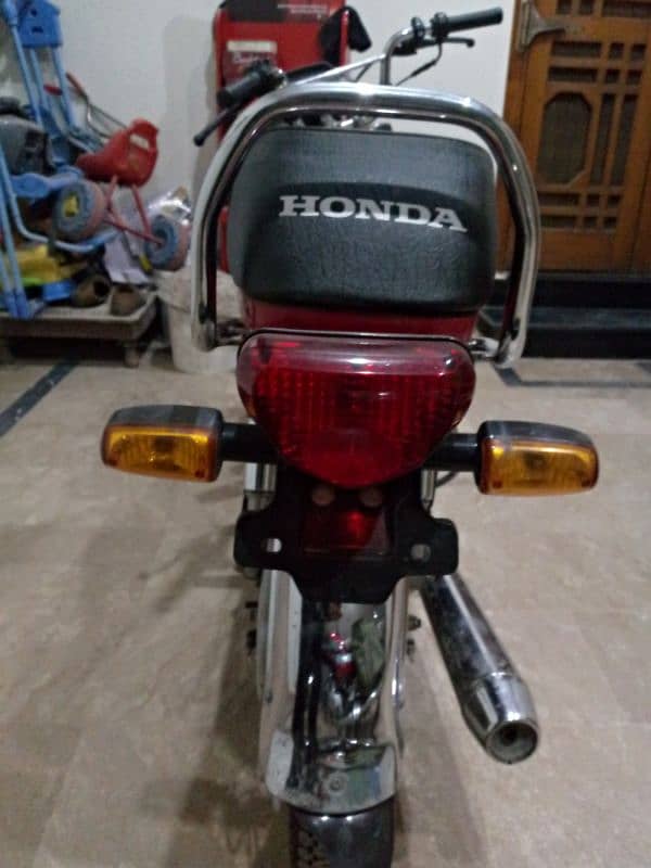 HONDA CD 70 2022 MODEL 2