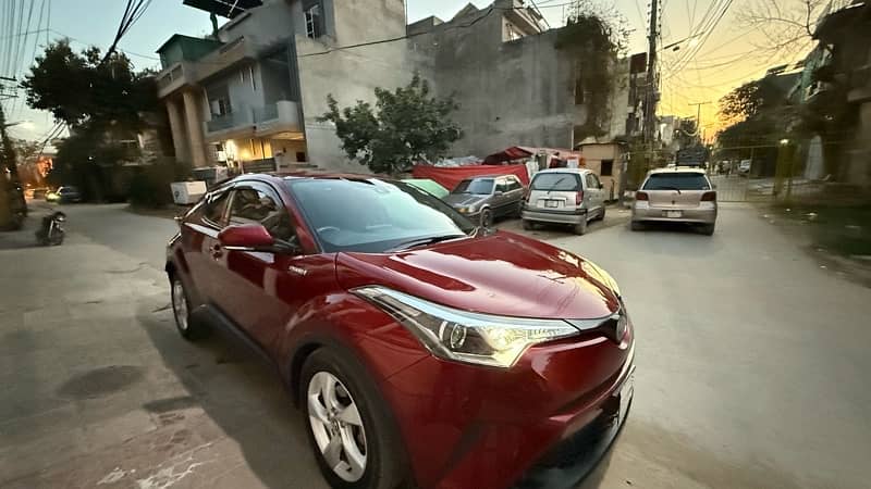 Toyota C-HR 2024 3