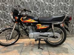 Black Honda CG 125 2020 Model Low Mileage