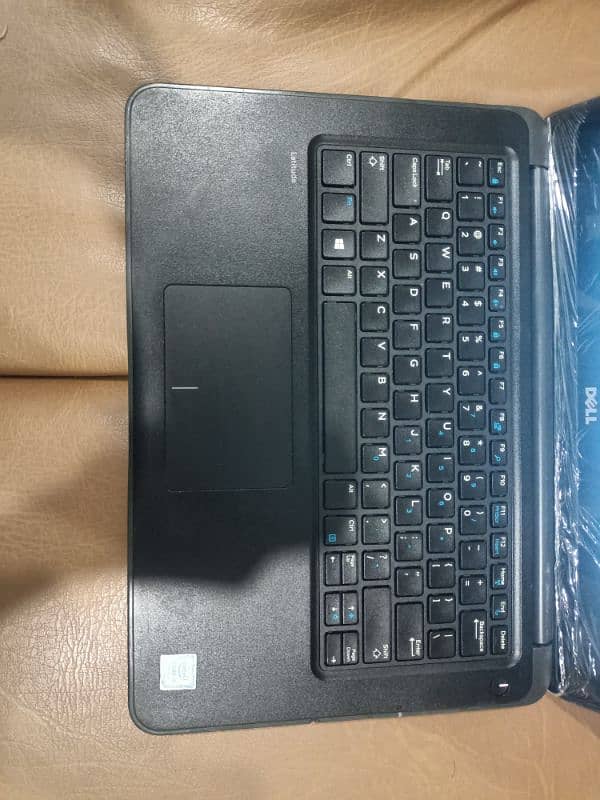 Dell Latitude i5 7th Gen Touch screen 1