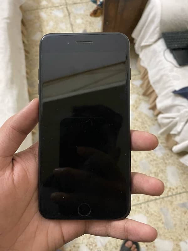 iPhone 7 Plus pta approved 10/10 condition 7