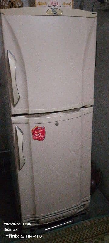 PEL fridge medium size 0