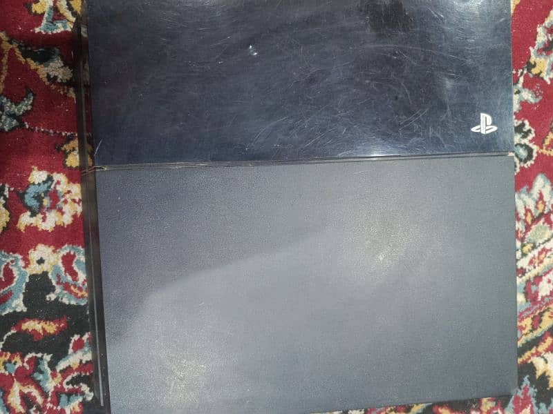 PlayStation 4 with 2 controllers original 0