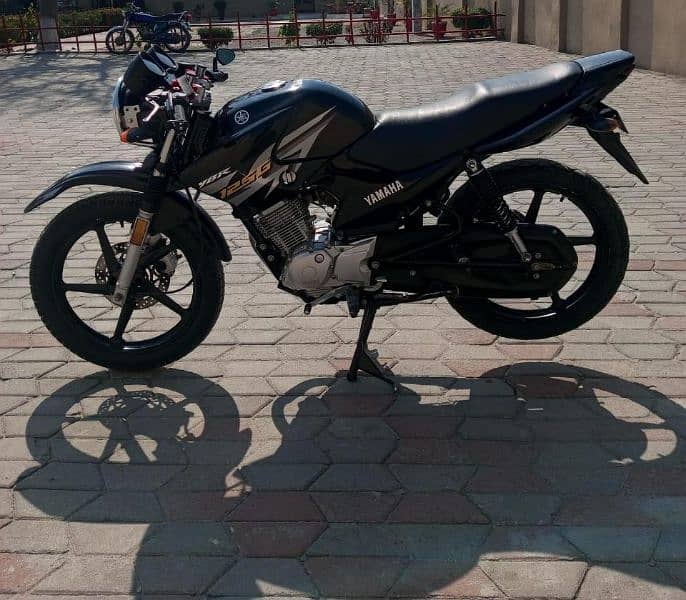 Yamaha YBR 125G Mera No WhatsApp 0325=89":25::4<94 1