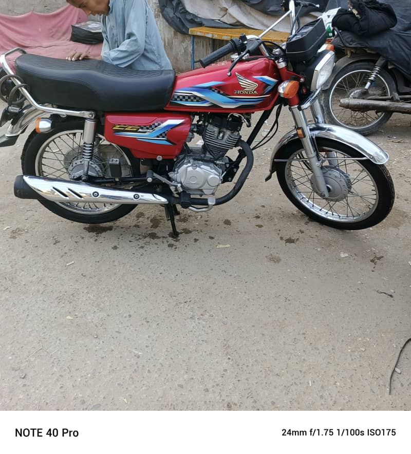 Honda CG 125 2024 4