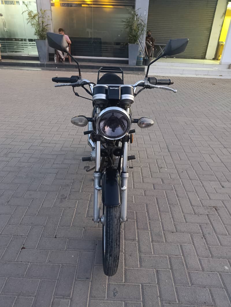 Suzuki GS 150 2016 0