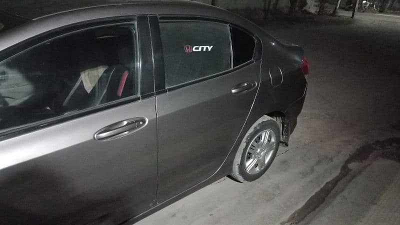 Honda City IVTEC 2014 neat and clean 8