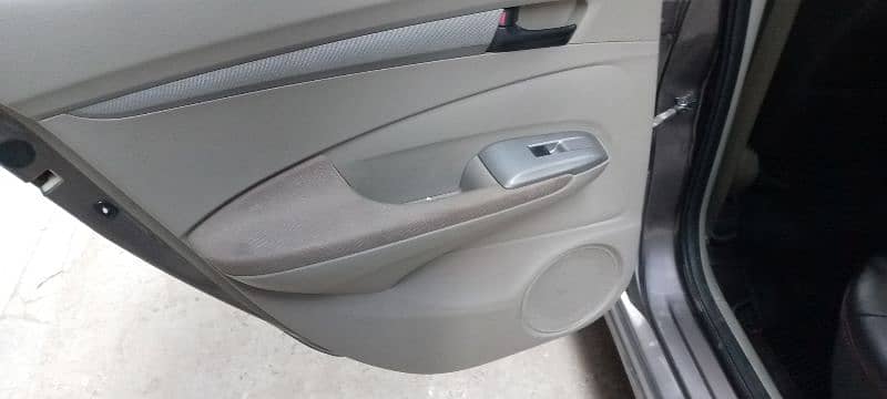 Honda City IVTEC 2014 neat and clean 12