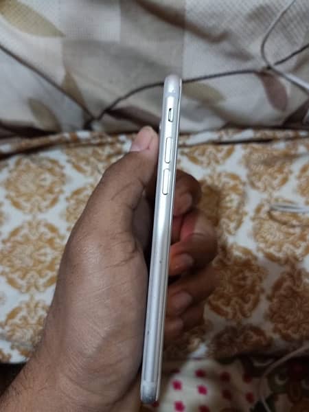 iphone 8 urgent for sale 3