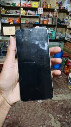 Tecno spark 4+4/128Gb