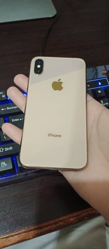 iphone XS 64 GB 4