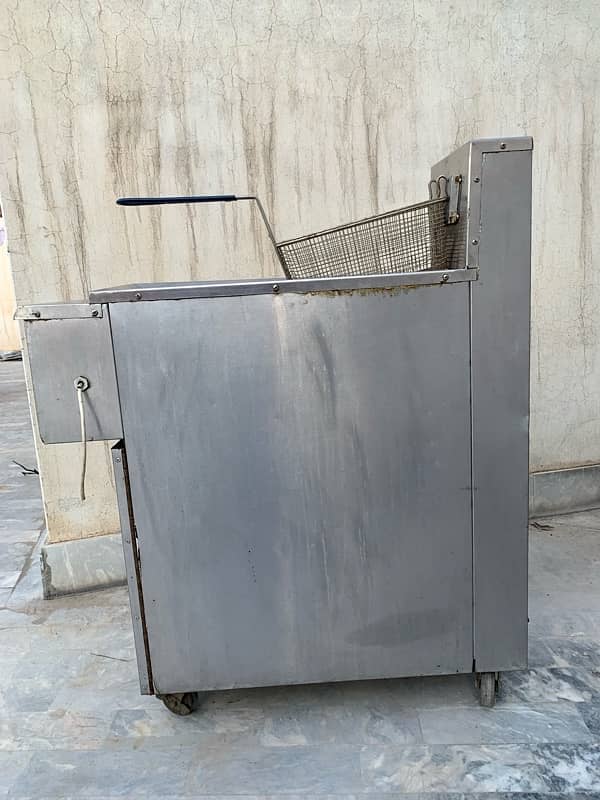 deep fryer 2