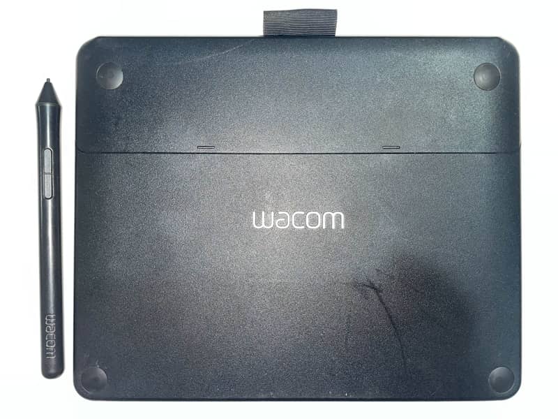 Wacom Intuos Art Pen & Touch Tablet CTH-490/K 1