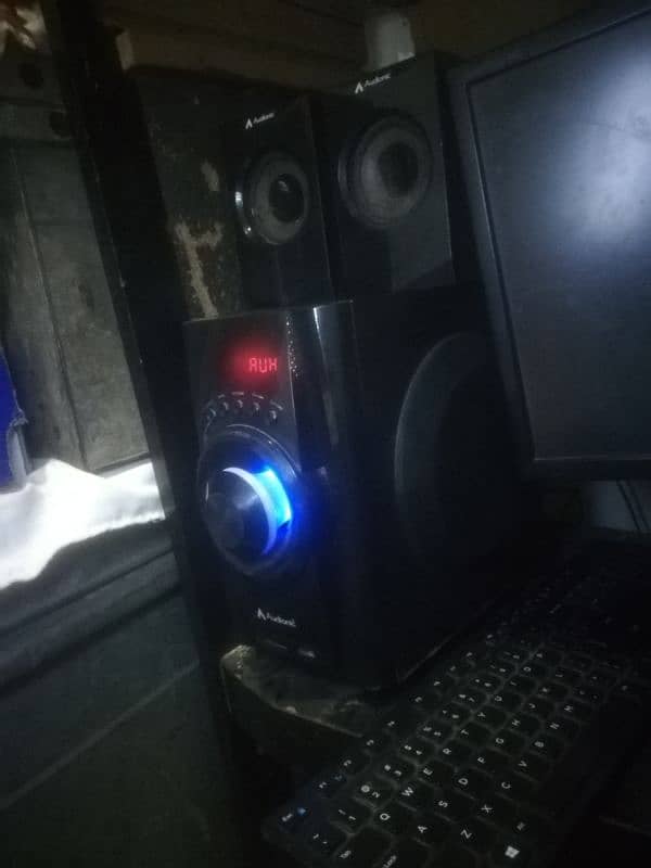 urgent sale mega 40 audionic outstanding bass 0