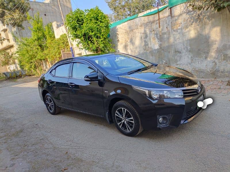 Toyota Corolla GLI automatic 2016 9