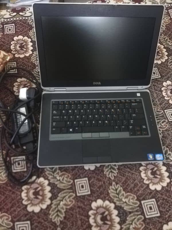 For sale Labtop Dell Latitude Core i5 3rd gen(i7 3rd gen upgradable) 0