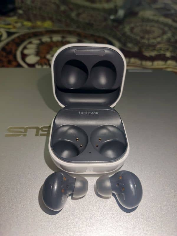 Samsung Galaxy buds 2 3