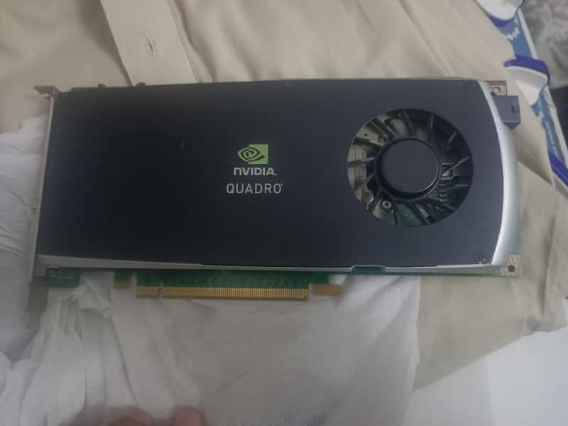 Quadro FX3800 1GB DDR3 256Bits 2