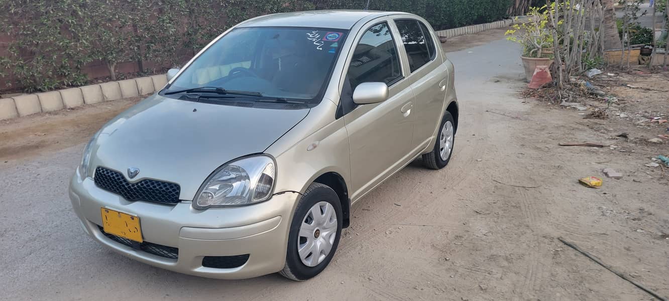 Toyota Vitz 2004 1