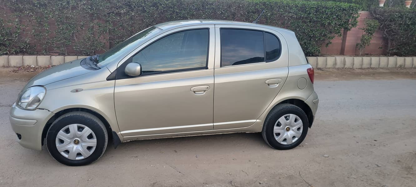 Toyota Vitz 2004 2