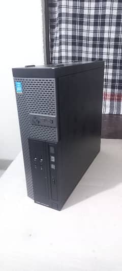 Dell Desktop.