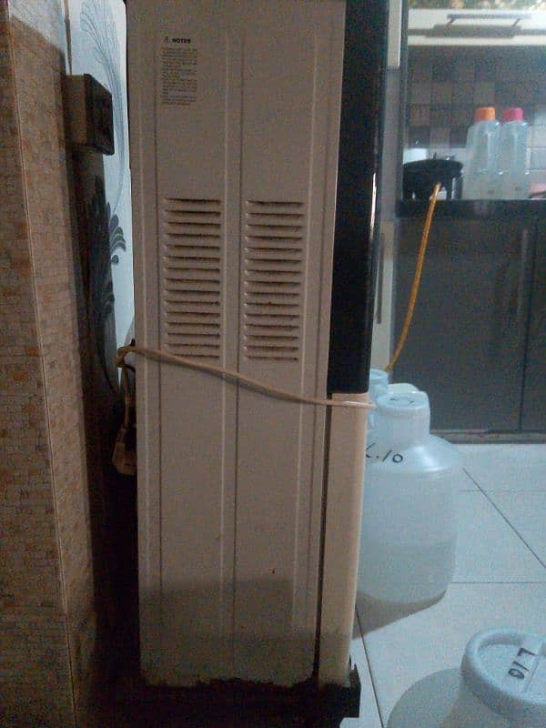 water Dispenser 2