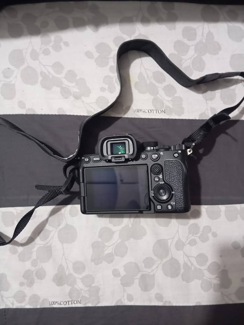 Sony A7 IV with all Accessories 1