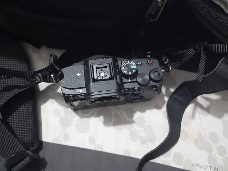 Sony A7 IV with all Accessories 15