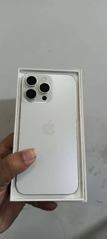 iphone 15 pro max 0