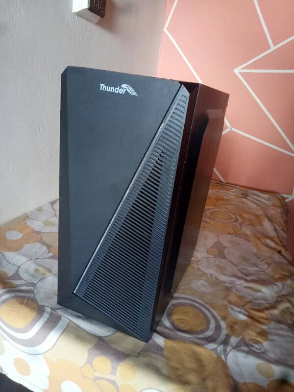 Gaming PC.  i7 4th generation 1