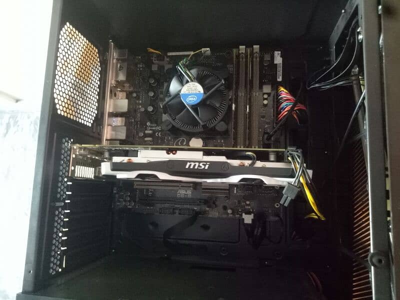 Gaming PC.  i7 4th generation 4