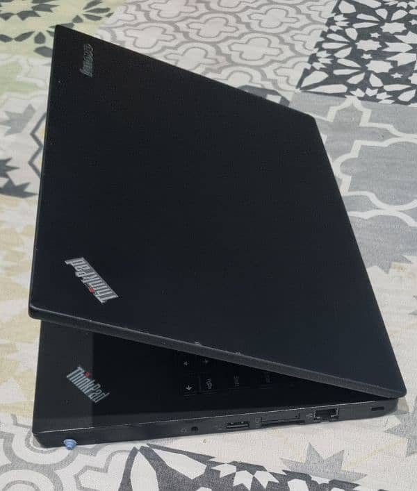 Lenovo X250 Available for Sale 1