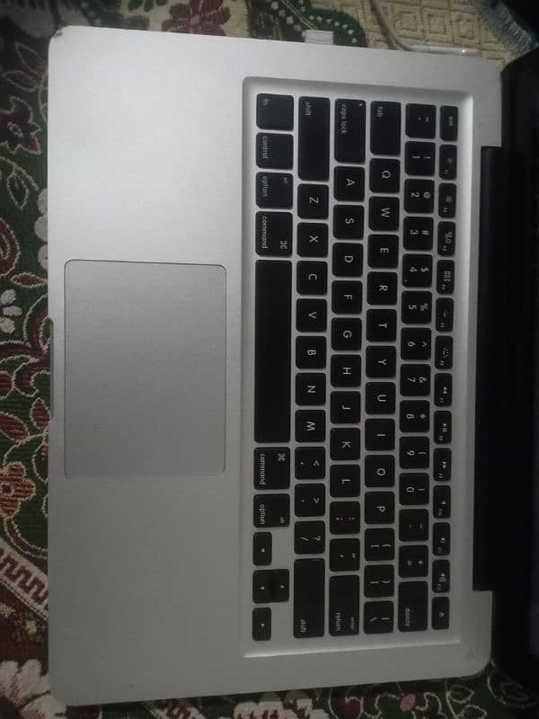 apple MacBook pro 1278 2