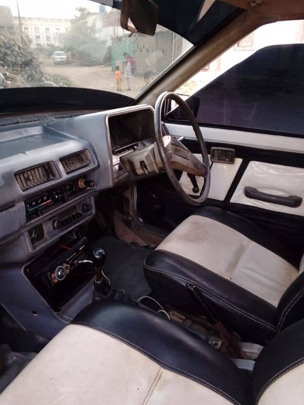 Nissan Patrol 1985 11