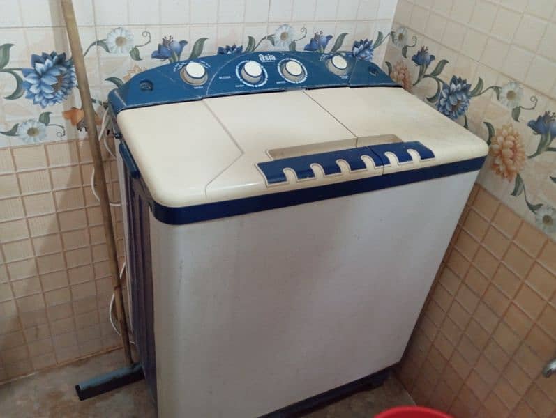 Asia Washing and Dryer Machine 1