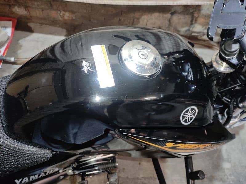 Yamaha YB125Z (2022) – Black | Islamabad Registered | Total Genuine 8