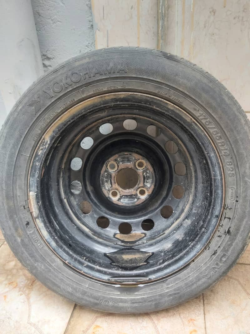 Spare tyre (stapni)honda civic 2005 0