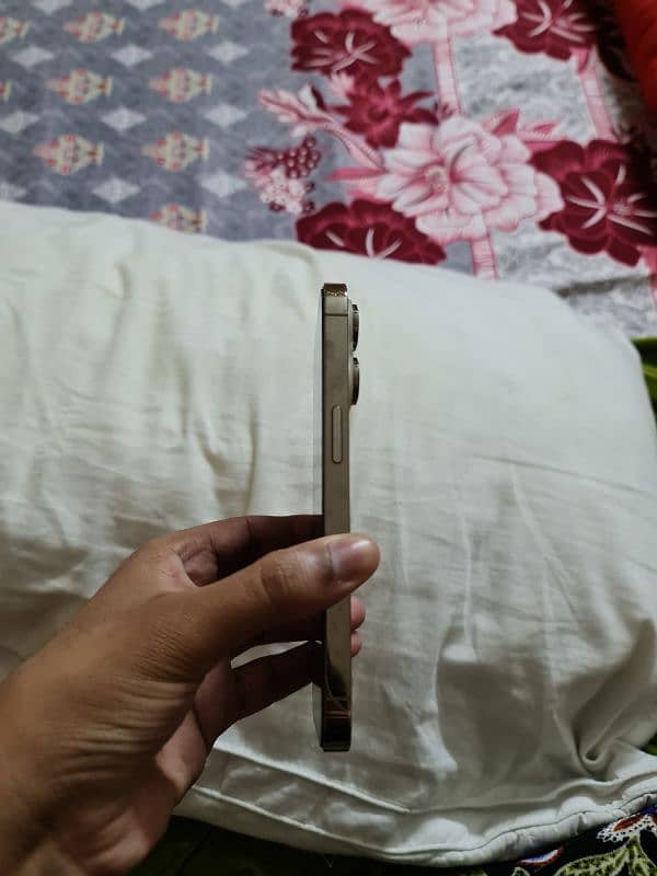 iPhone 14 Pro Non PTA 2