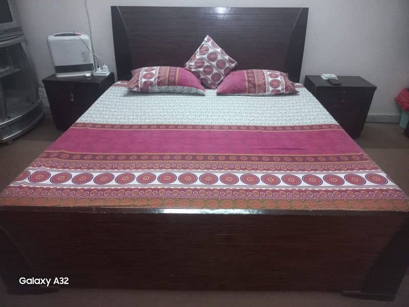 Double bed for sale 1