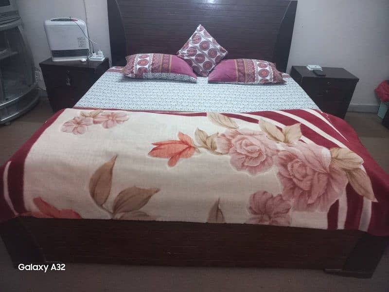 Double bed for sale 2