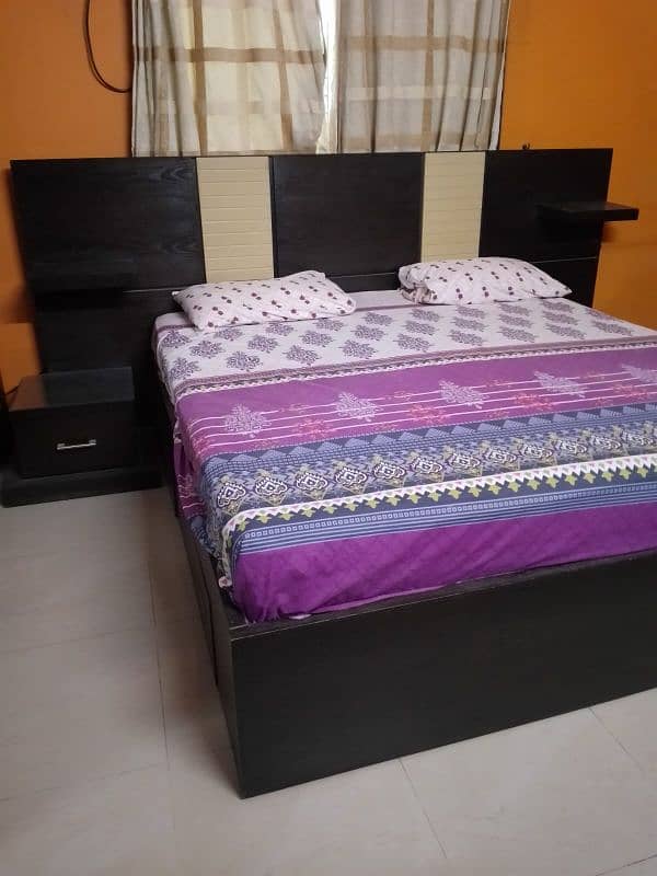 Complete Bedroom Set Best Condition 0