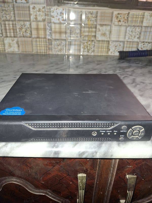 4 chanal DVR 1