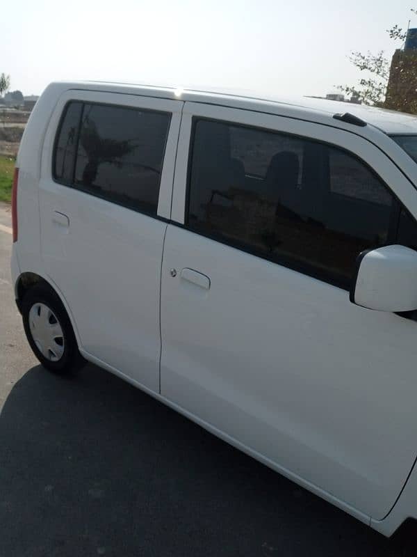 Suzuki Wagon R 2018 4