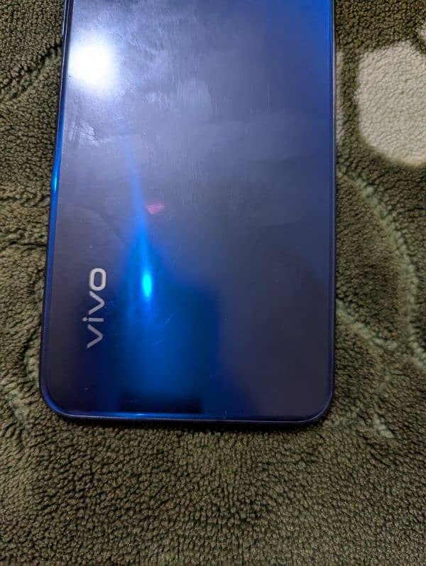 vivo y21T 4+128 50mp camera 10