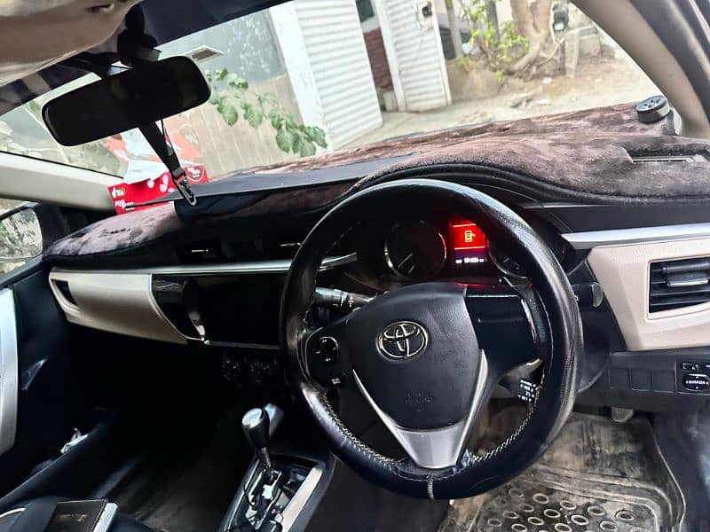 Toyota Altis Grande 2015 4