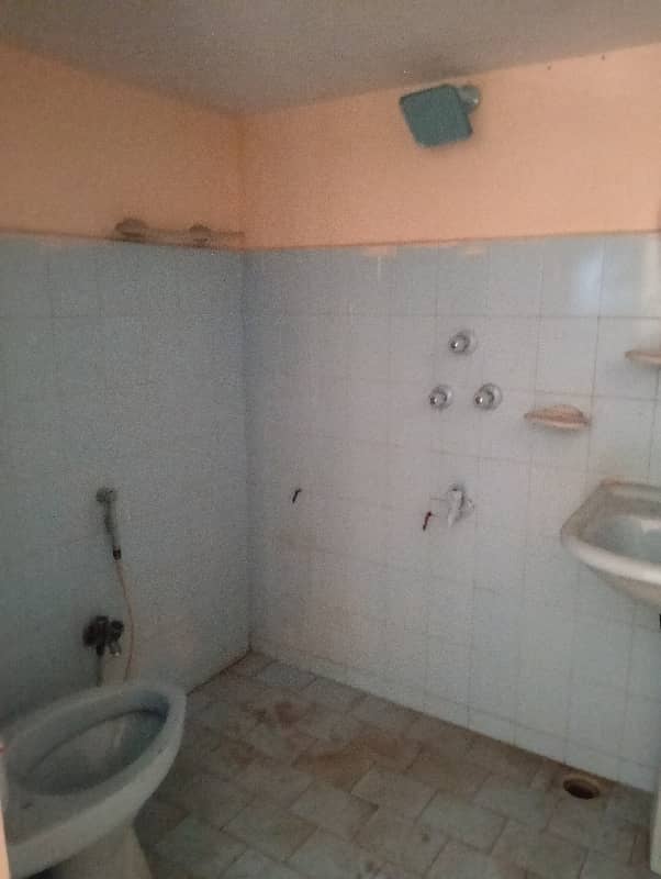 Portion For Rent 3 Bed DD 6