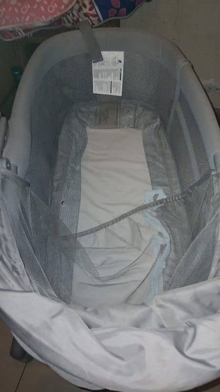 Dream starlight Bedsid Bassinet 9